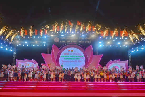Tham gia Liên hoan Búp Sen Hồng lần thứ XXVII, năm 2024 tại Phú Yên